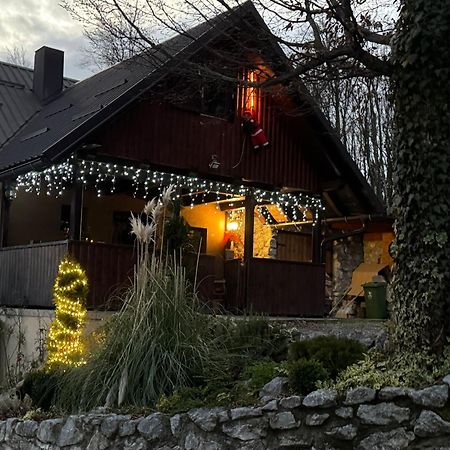 Villa Kuca Za Odmor "Neralic" Josipdol Exterior foto